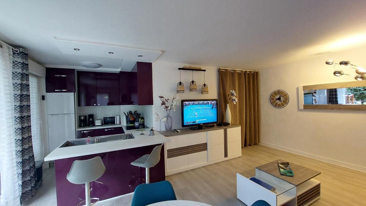 Charmant Appartement Residentiel Avec Terrasse, Jardin Privatif Et Piscine A Cannes 戛纳 外观 照片