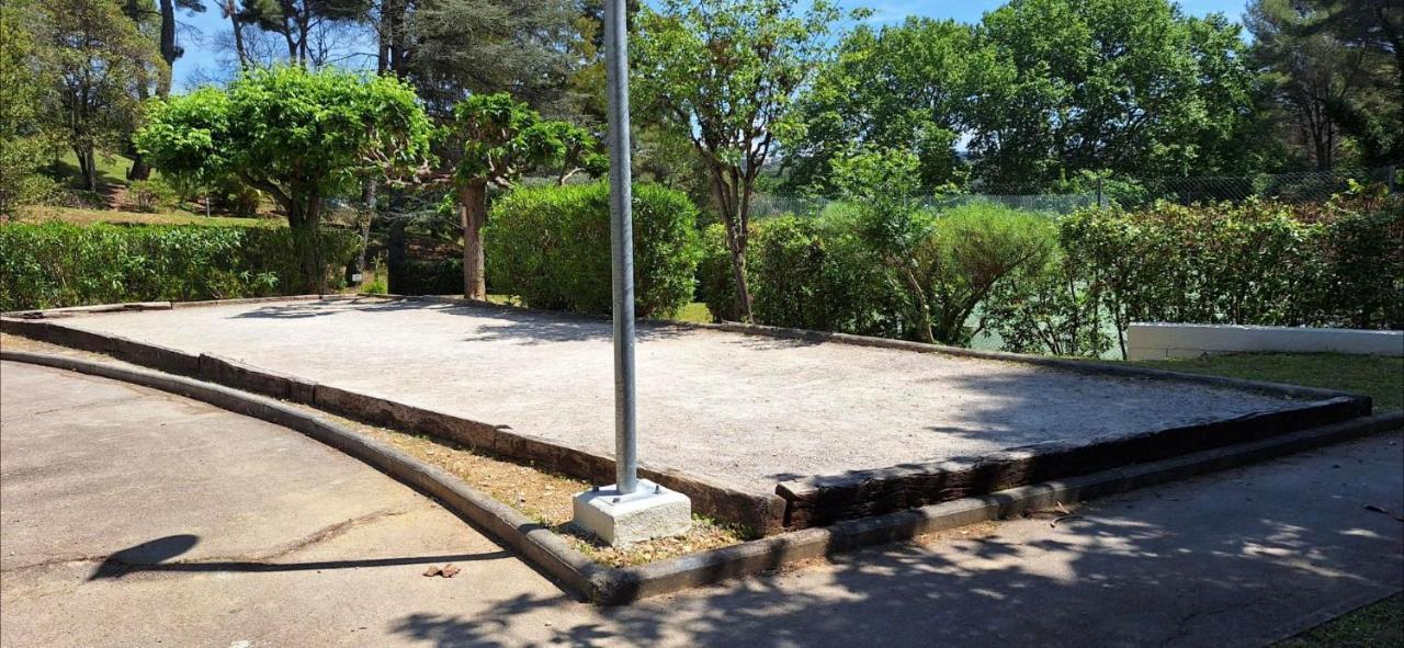 Charmant Appartement Residentiel Avec Terrasse, Jardin Privatif Et Piscine A Cannes 戛纳 外观 照片