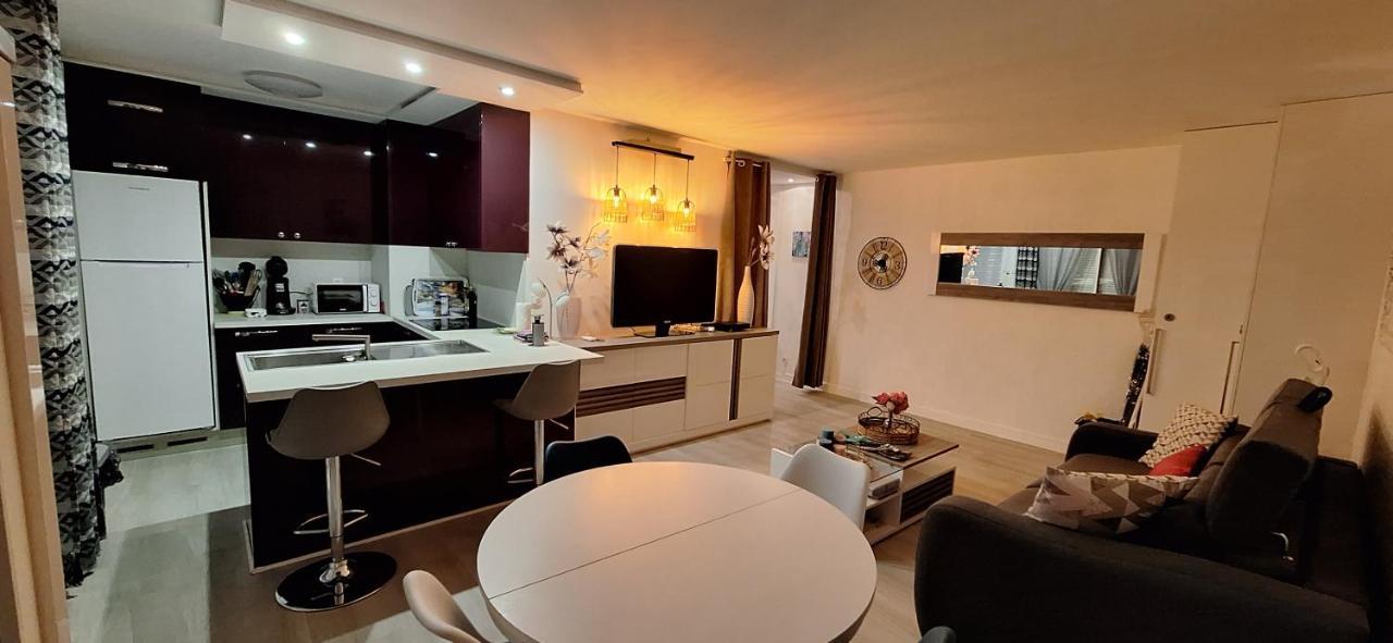 Charmant Appartement Residentiel Avec Terrasse, Jardin Privatif Et Piscine A Cannes 戛纳 外观 照片